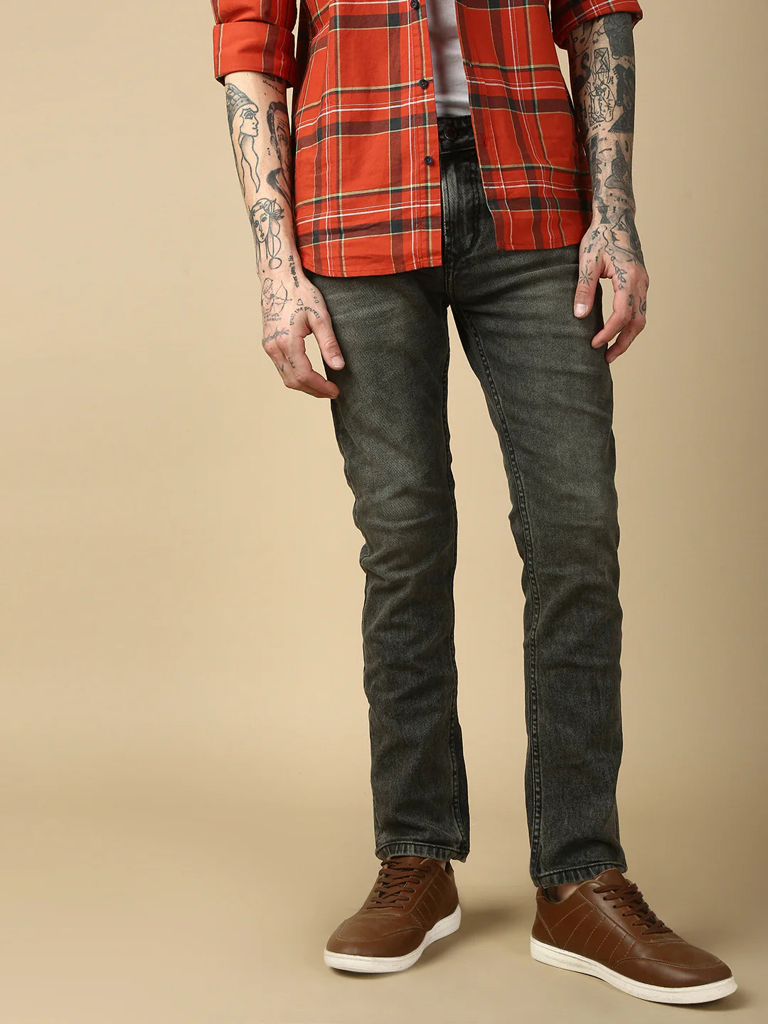 Necked Vintage Dark Gray Slim Fit Stretchable Jeans