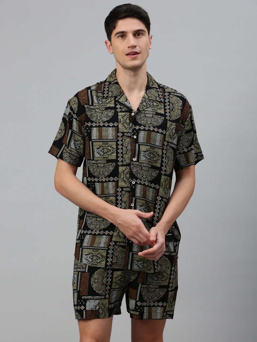 Necked Printed Regular Fit Co-Ords For Men’s