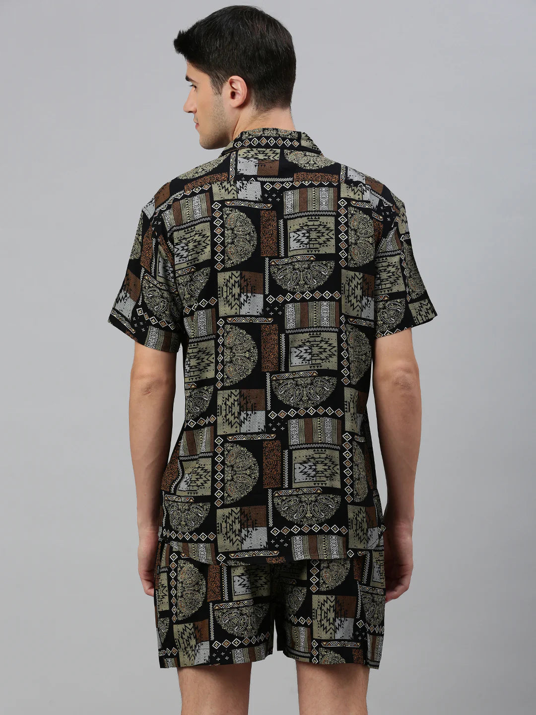 Necked Printed Regular Fit Co-Ords For Men’s