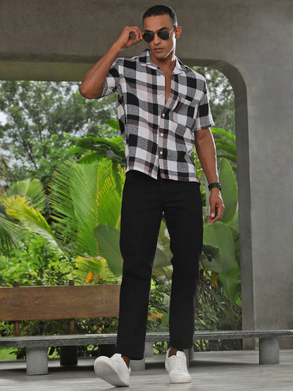 Necked Black Straight Fit Cotton Cross Pocket Jeans