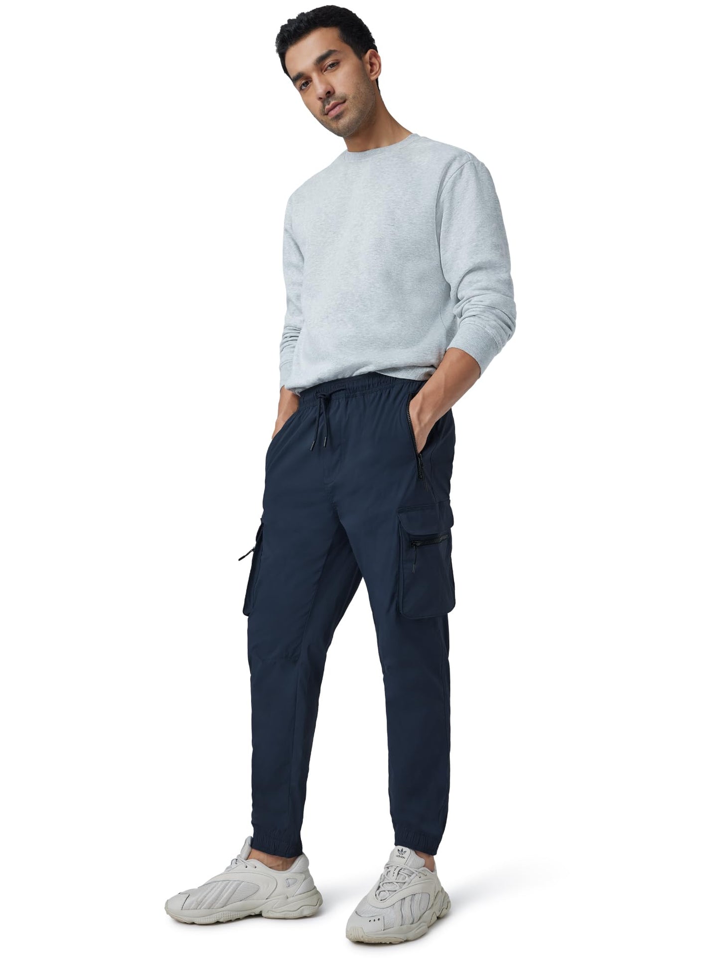XYXX Men's Skinny Fit Mid Rise Moveo Quick-Dry Cargo Joggers with Drawcord & Utility Pockets