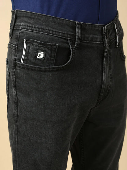 Necked Carbon Black Selvedge Slim Straight Stretchable Jeans