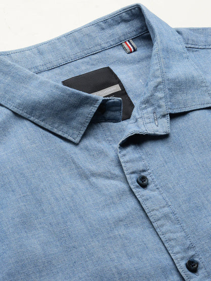 Necked  slim-fit blue denim shirt with patch pocket