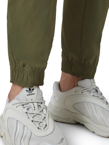 XYXX Men's Skinny Fit Mid Rise Moveo Quick-Dry Cargo Joggers with Drawcord & Utility Pockets