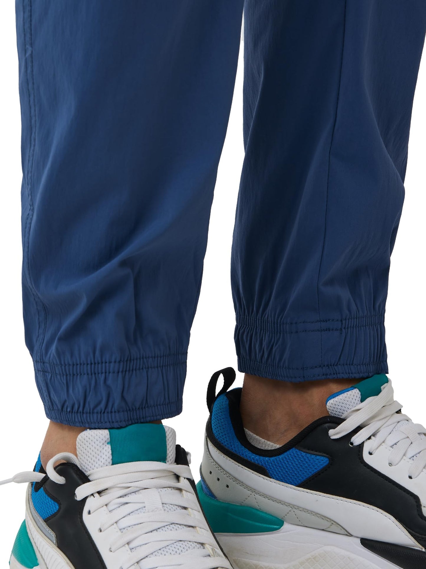 XYXX Men's Skinny Fit Mid Rise Moveo Quick-Dry Cargo Joggers with Drawcord & Utility Pockets