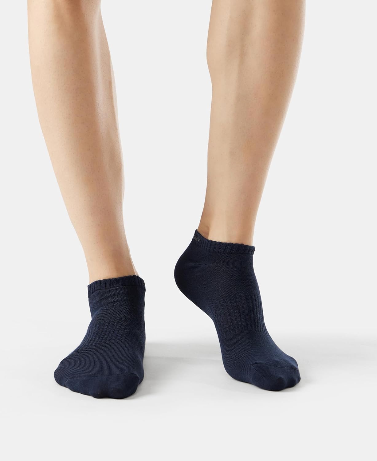 Jockey 7097 Men's Compact Cotton Stretch Low Show Modern Socks With Stay Fresh Treatment (Pack of 3)