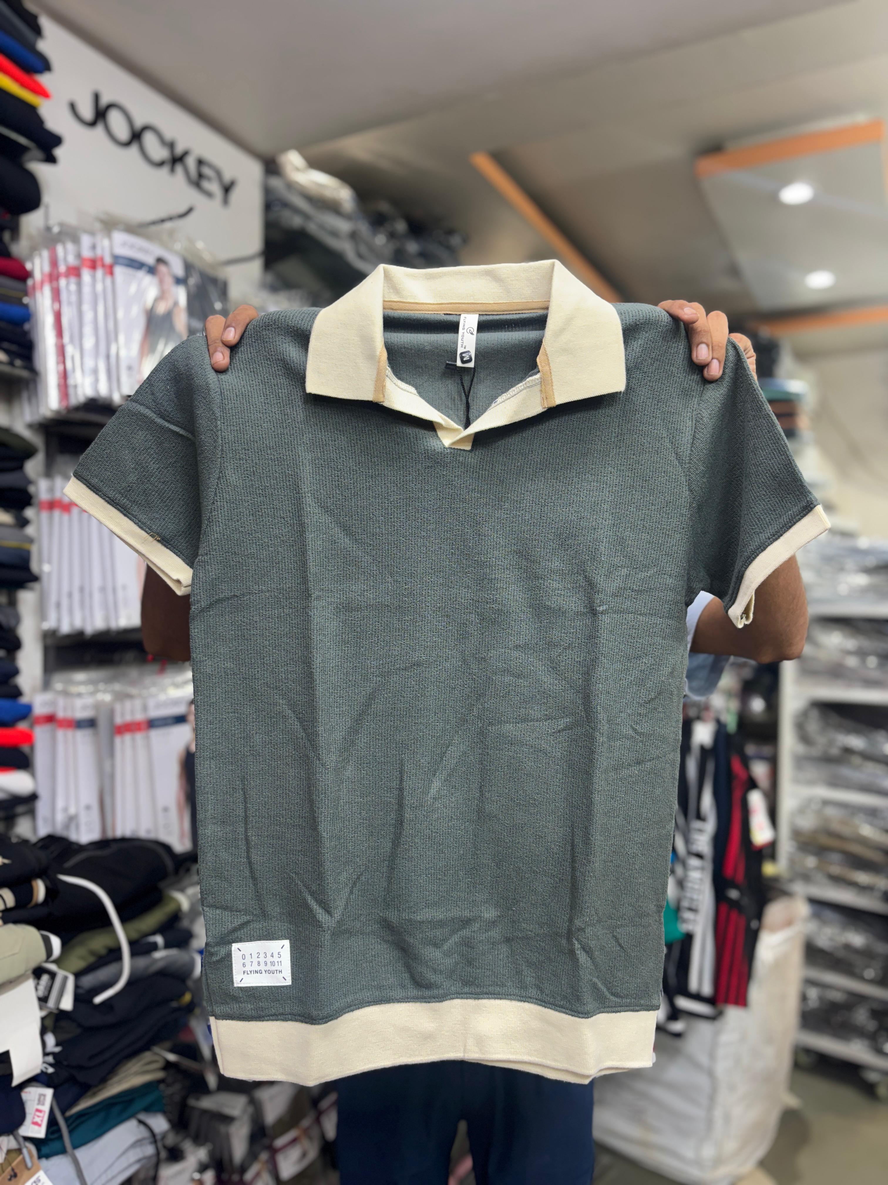 Premium Contrast Collar Polo T-Shirts for Men – Stylish Casual Wear Available in Black, Green & Brown