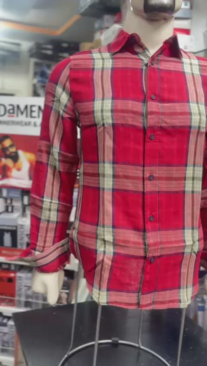 Stylish Plaid Shirts for Men – Casual and Comfortable Long Sleeve Button-Down Tops in Red & Navy